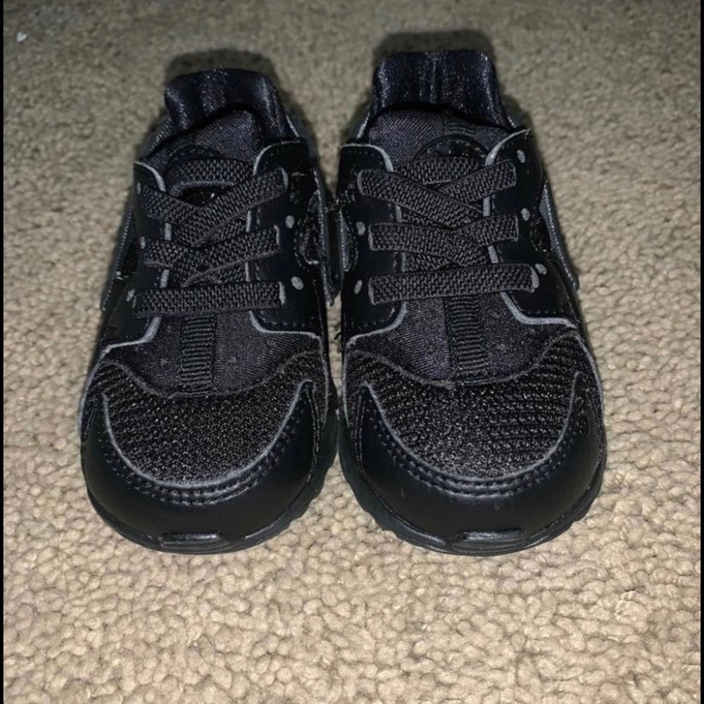 Nike Huarache - Toddlers Size 4